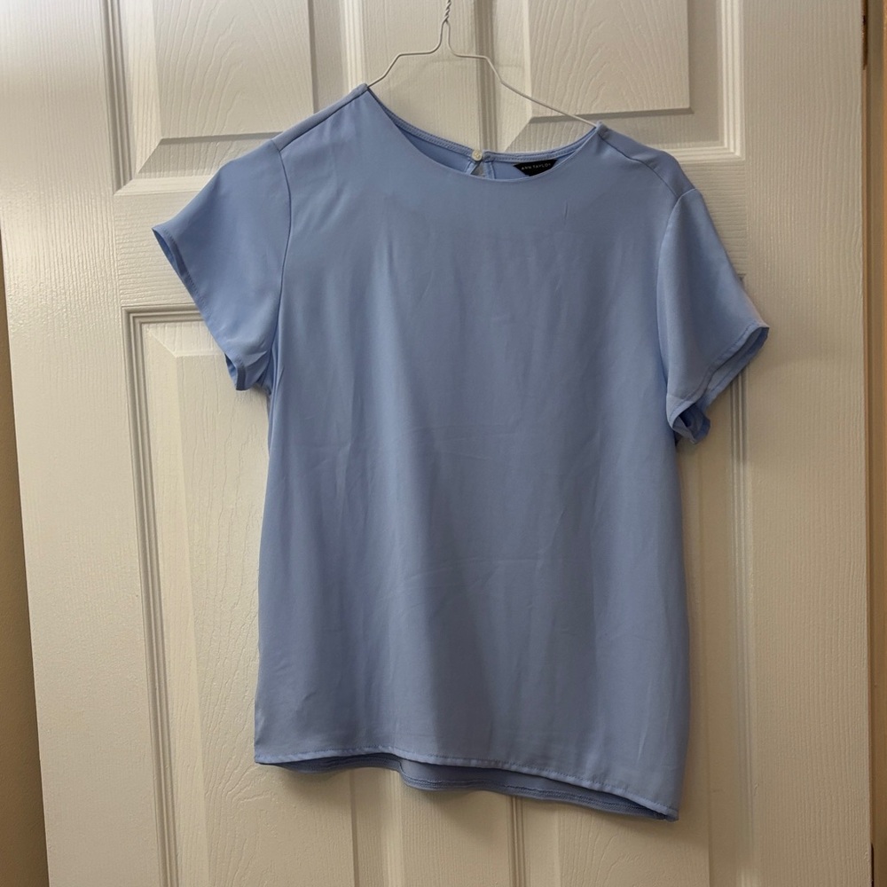 Ann Taylor Sky Blue Short Sleeve Top